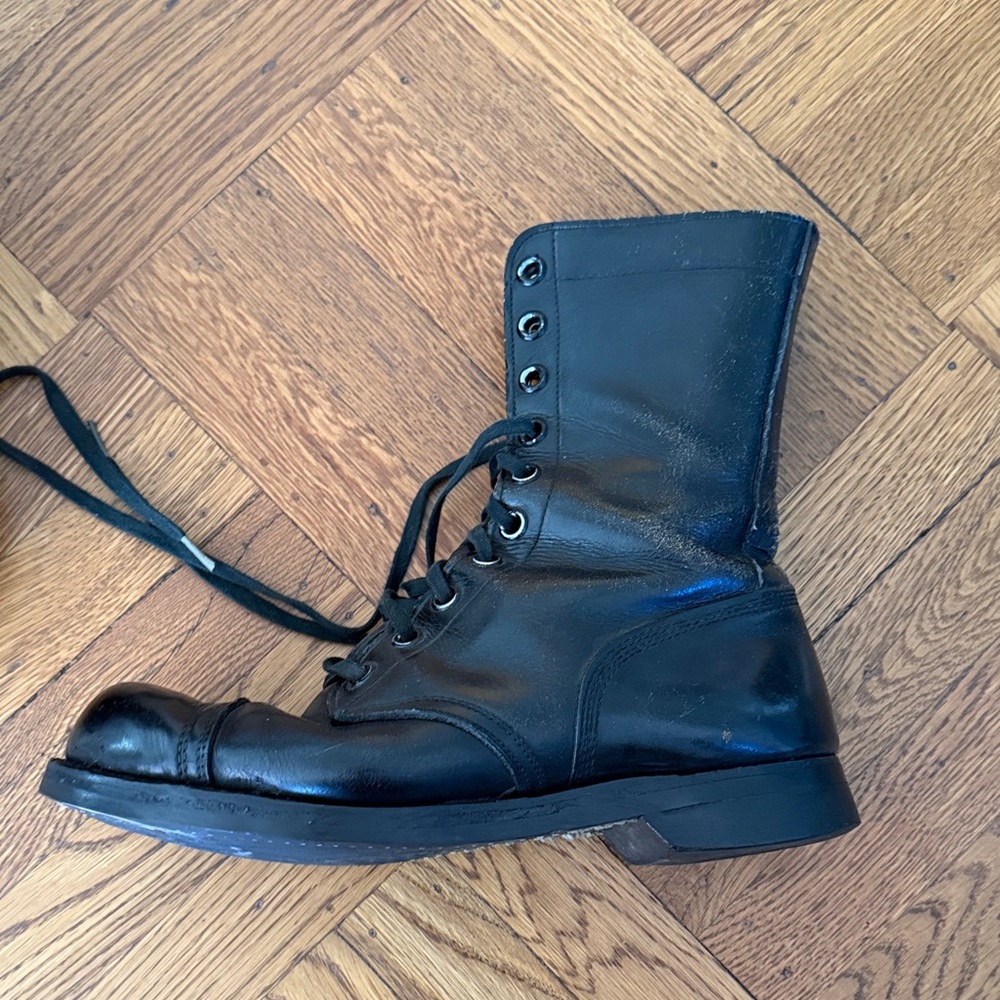 Black Lace-Up Leather Boots - Picture 2 of 5